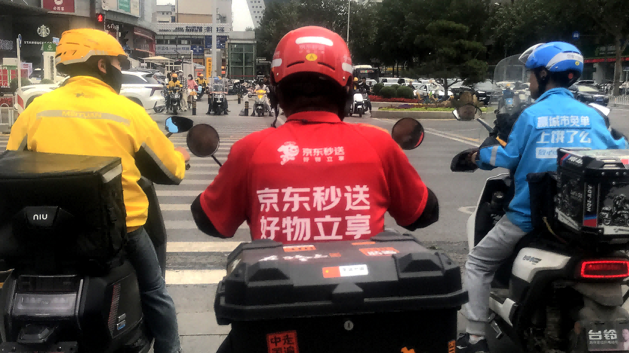 茶咖狂欢退潮，外卖大战还能拼什么？