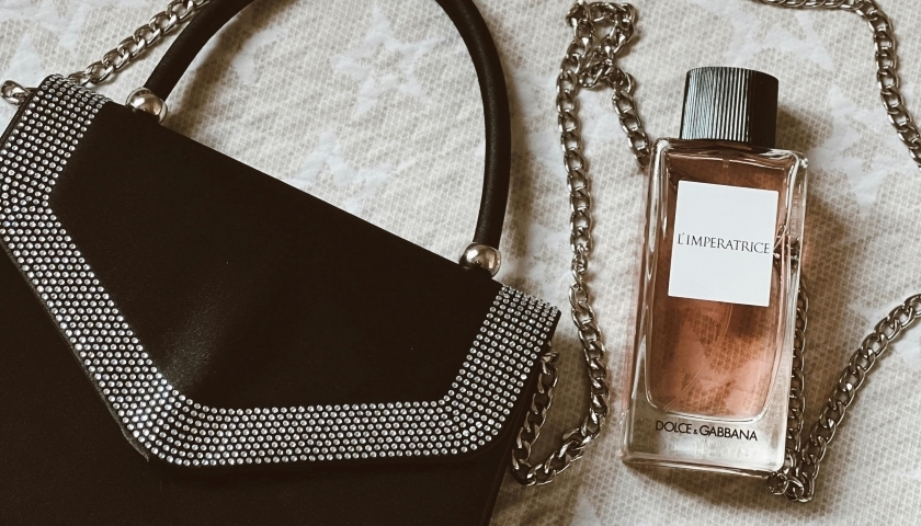 奢侈品行业持续放缓：谁在暴涨？谁在暴跌？