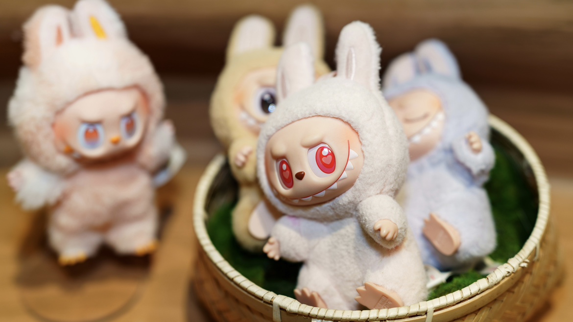 当labubu堆满折扣超市，潮玩又该走向何方？