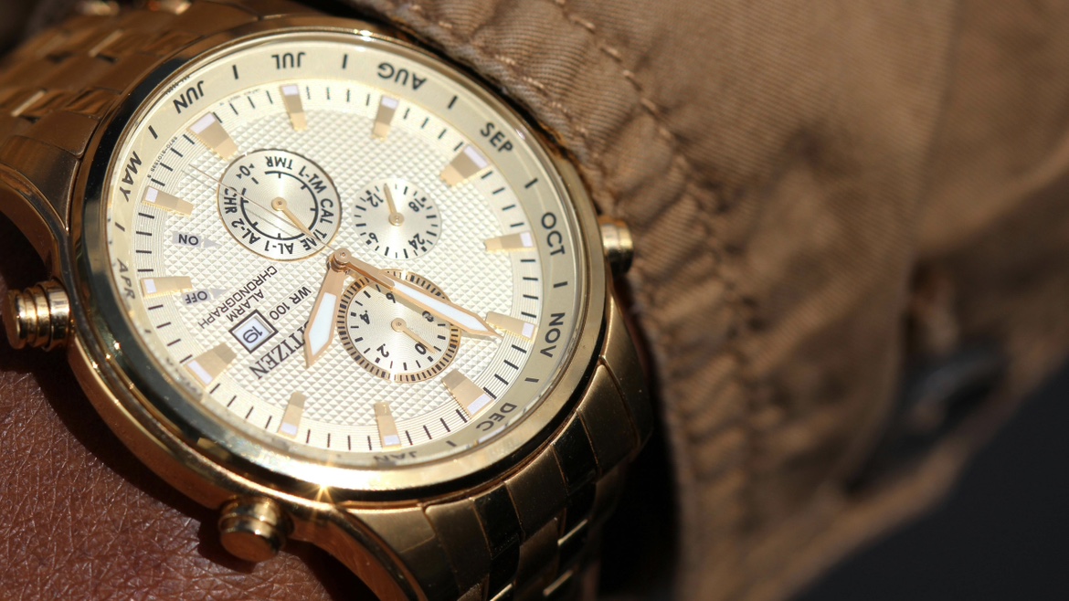 拆开熔金多卖大几千，冷门二奢手表变宝贝