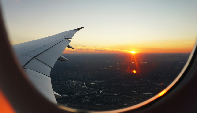 国内国际“双轮”驱动，中国旅游市场创下历史新高