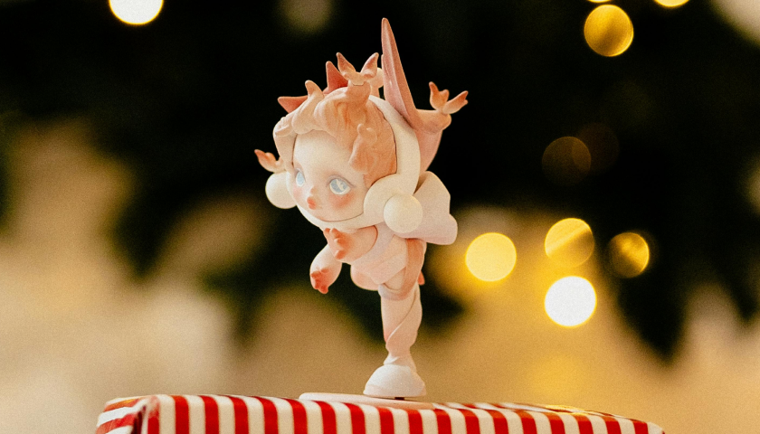 泡泡玛特暴跌，代工厂疯涨，潮玩行业IPO还有救