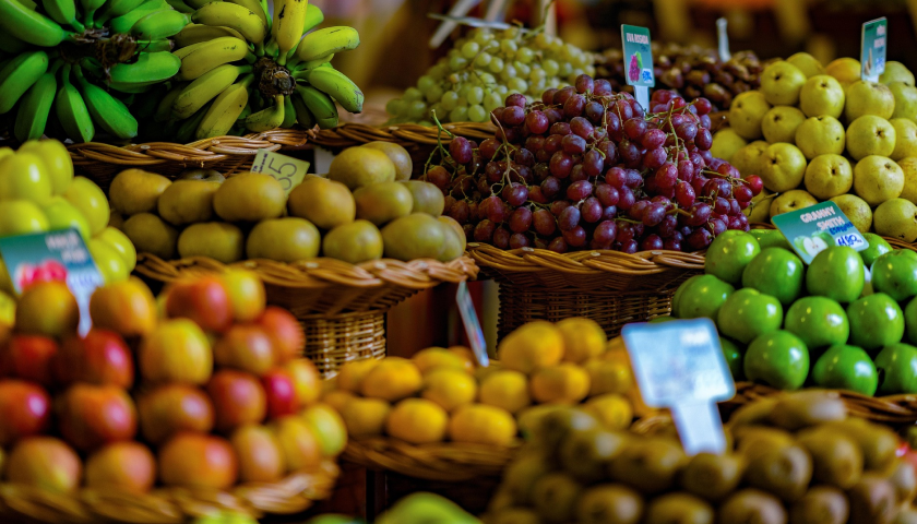 两年关店1625家，百果园开始为过去的扩张买单